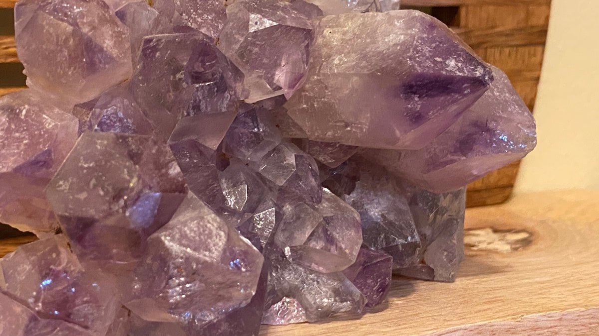 Amethyst Skull w/Feathers